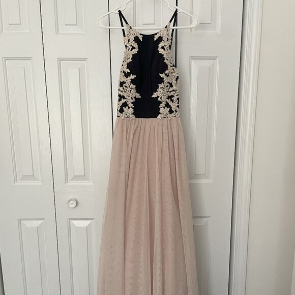 Formal dress, prom - Picture 1 of 10